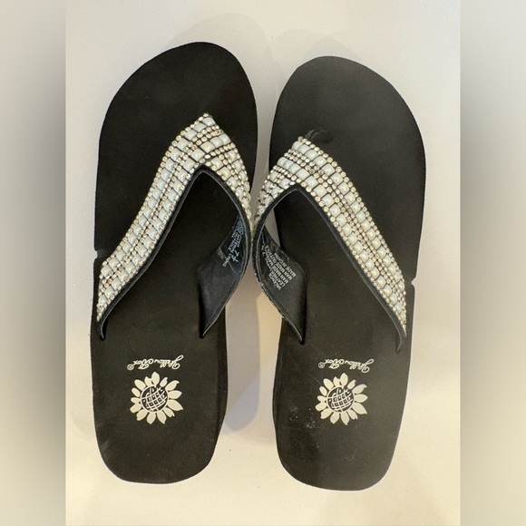 Yellow Box Valence leather beaded flip flops sandals size 7.5 - Picture 8 of 11